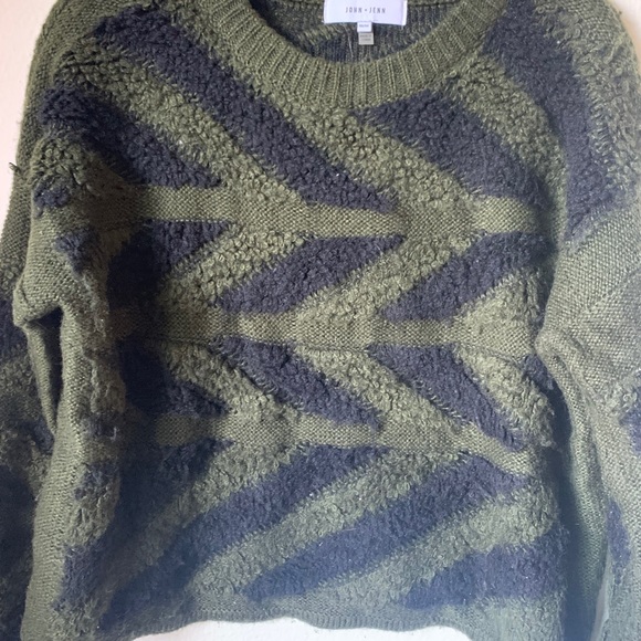 Grandpa style sweater - Picture 2 of 4